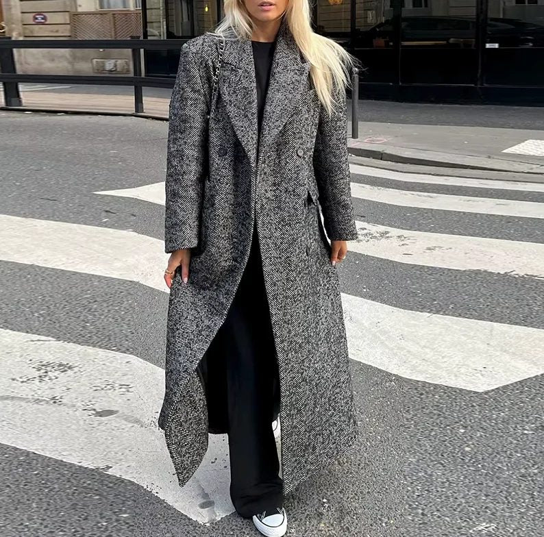 Women's Double-Breasted Wool Coat Herringbone Pattern Tailored Fit