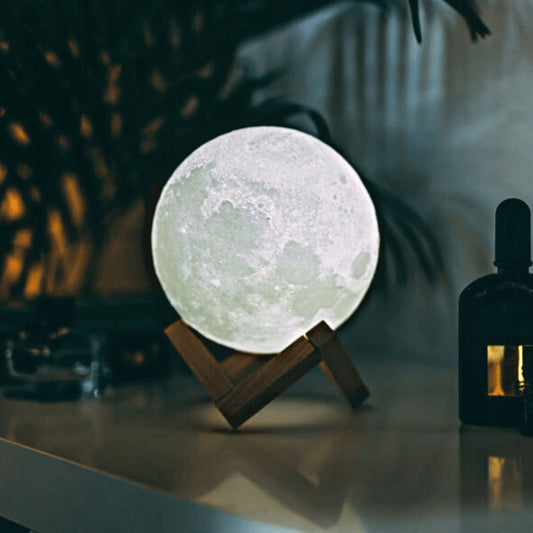 Lunara | Enchanting Touch-Controlled Lighted Moon Lamp for Home Décor